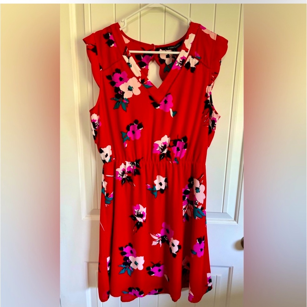 41 Hawthron scallop dress